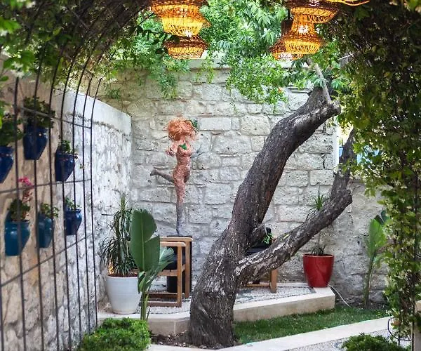 The Abc (adults Only) Otel Alaçatı