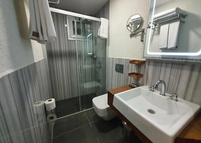 Otel The Abc (adults Only)